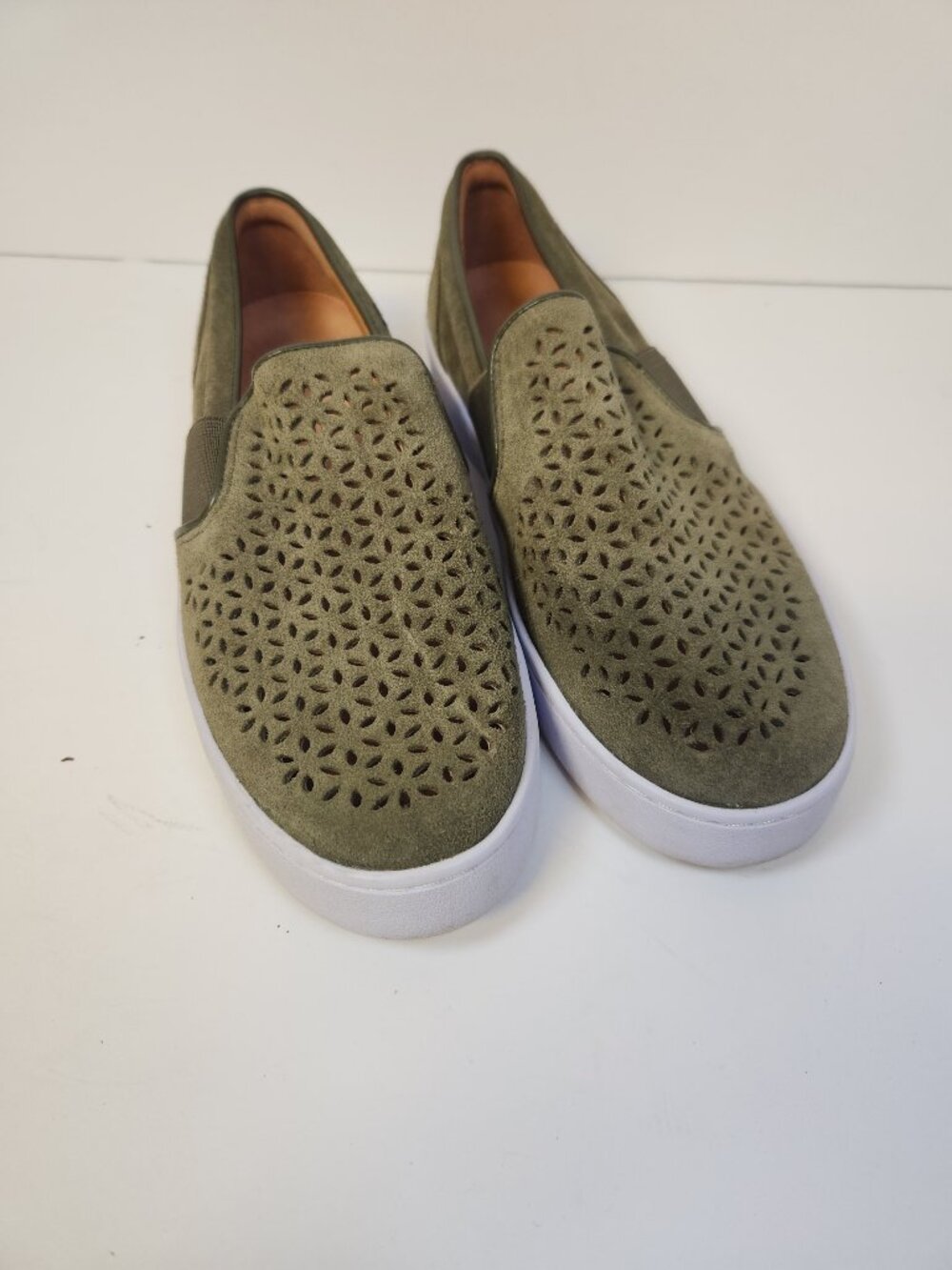 Vionic Kani Slip on Sneaker Olive Green Perforated 7 Casual